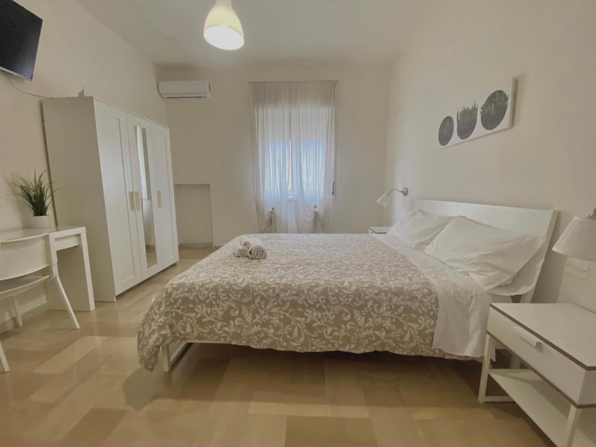 Guest House Service - Game Apartment Modugno Esterno foto